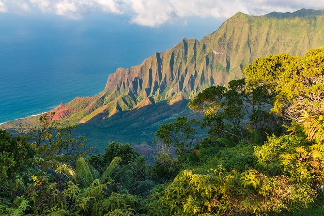 Ultimate Self-Guided Audio Driving Tour of Kauai (Na Pali, Waimea), Hawaii - Navigating the Na Pali Coast