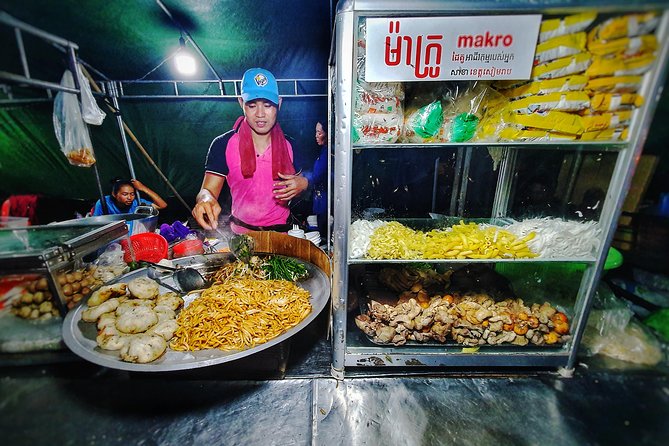 Ultimate Siem Reap Food Tour (10 Locals Tasting With Drinks & Transport) - Transportation and Beverages