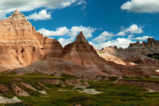 Ultimate Small Plane Aerial Tour to See Badlands National Park - Why Consider the Ultimate Small Plane Aerial Tour?