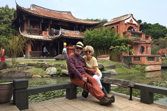 Ultimate Taipei Sightseeing Tour - Chiang Kai-shek Memorial Hall