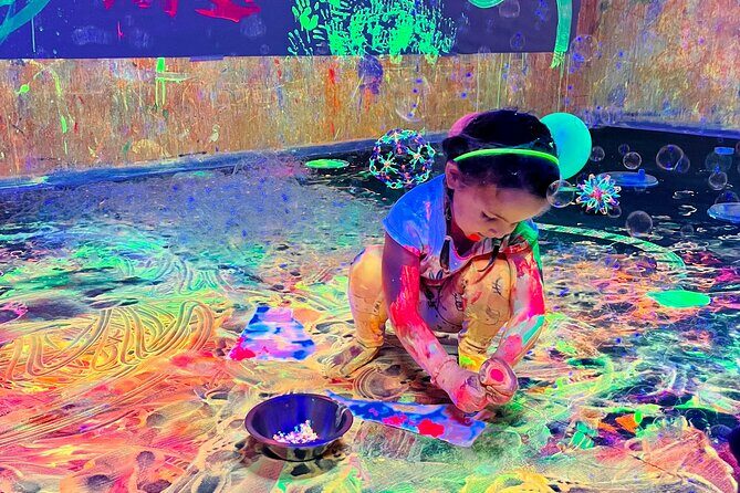 Ultimate UV Paint Party in Maleny for Ages 18 months and above - How This Experience Suits Different Travelers