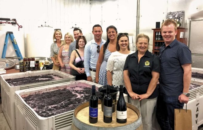 Ultimate Yarra Valley Wine & Food Tour With 2-Course Lunch - Transportation and Guide