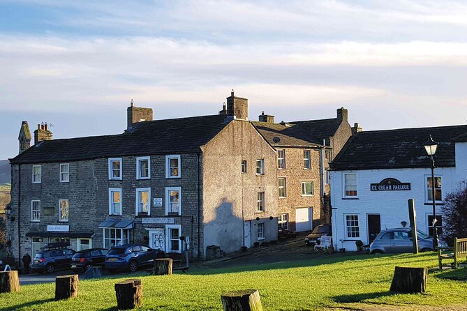 Ultimate Yorkshire Dales Tour - Magnificent Views - Photo Stops - Expert Guide - Accessibility and Participation