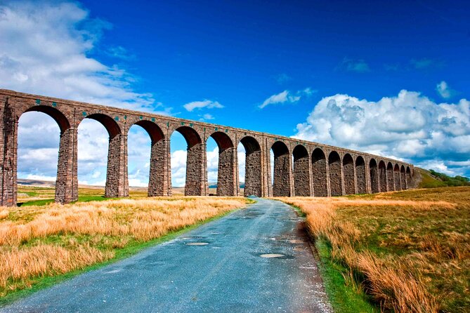 Ultimate Yorkshire Dales Tour - Magnificent Views - Photo Stops - Expert Guide - Customer Reviews