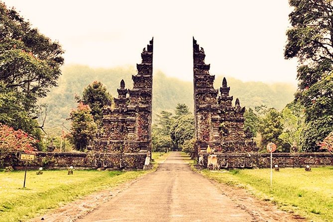 Ulun Danu Beratan Temple Bali Instagramable Tour - Reviews