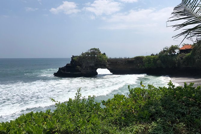 Ulun Danu Bratan Temple With Tanah Lot Sunset - Pickup and Timing