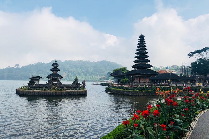 Ulun Danu Bratan Temple With Tanah Lot Sunset - Customer Reviews
