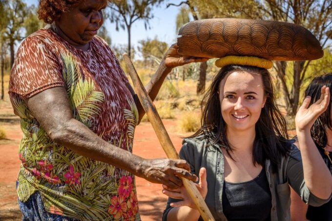 Uluru: Aboriginal Art & Culture Experience - Learning Aboriginal Art