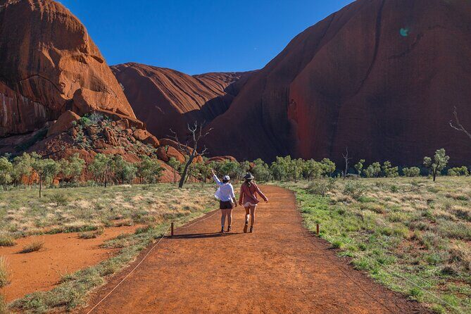 Uluru and Kata Tjuta Hop On Hop Off 2 Day Pass - Who Is This Tour Best Suited for?