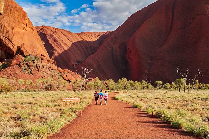Uluru (Ayers Rock) Base and Sunset Half-Day Trip With Opt Outback BBQ Dinner - Participant Information