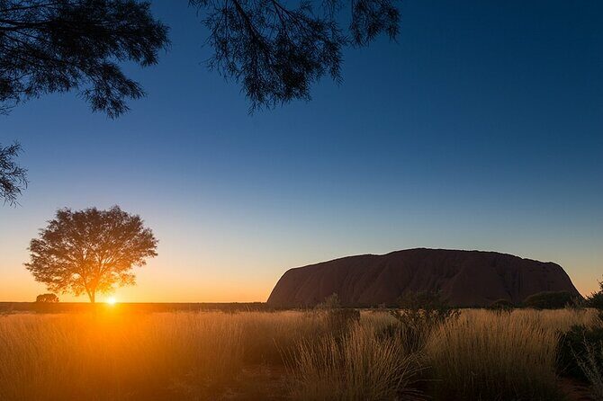 Uluru Overnight Escape from Ayers Rock - Day 1: The Heart of Uluru