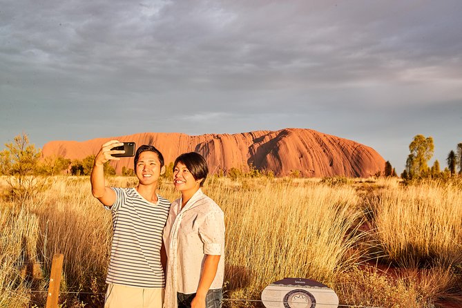 Uluru Sunrise (Ayers Rock) and Kata Tjuta Half Day Trip - National Park Entry
