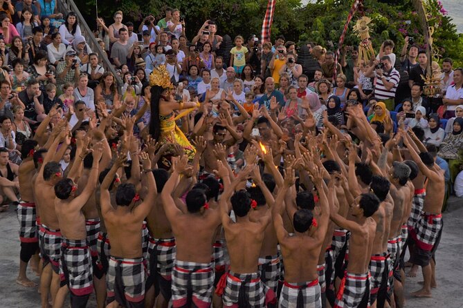 Uluwatu Cliff Temple Sunset Tour With Kecak Show and Sea Food Dinner at Jimbaran Beach - Customer Reviews