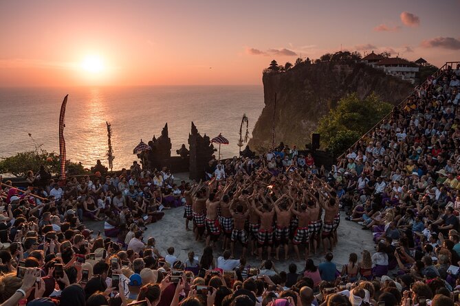 Uluwatu Cliff Temple Sunset Tour With Kecak Show and Sea Food Dinner at Jimbaran Beach - Sunset at Uluwatu Temple