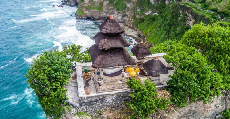 Uluwatu: GWK Cultural Park, Beaches & Uluwatu Temple Tour - Itinerary Highlights