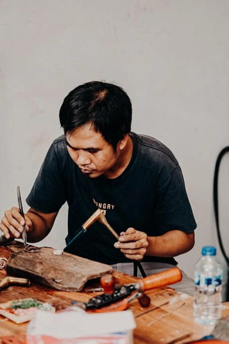 Uluwatu : Make Your Own Silver Jewelry Class - Traveler Suitability