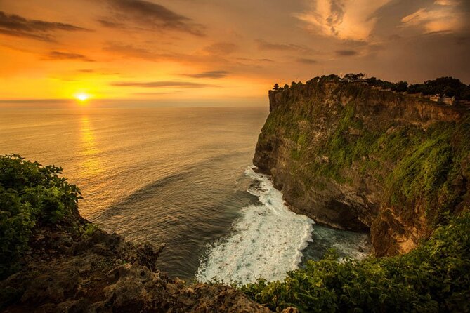 Uluwatu Sunset, Kecak Dance, and Dinner Jimbaran Beach - Inclusions