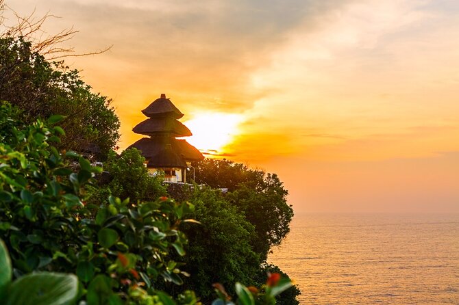 Uluwatu Sunset Tour: Uluwatu Temple & Kecak Dance - Inclusions and Package Details