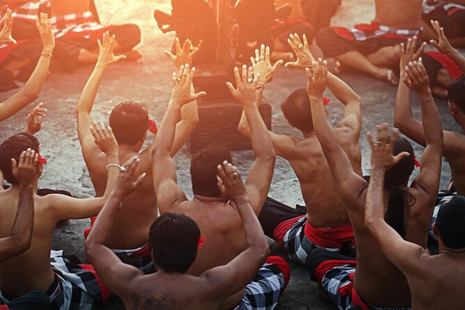 Uluwatu Sunset Tour: Uluwatu Temple & Kecak Dance - What to Expect During the Tour