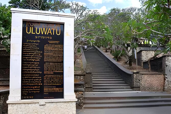 Uluwatu Sunset,Kecak Dance and Diner Seafood In Jimbaran - Dinner Menu and Details