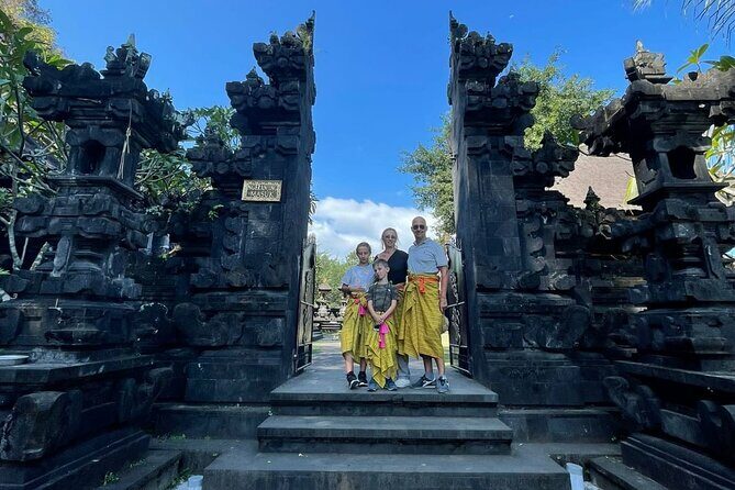 Uluwatu Surrounding: GWK- Padang Beach- Uluwatu Temple - FAQ