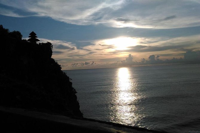 Uluwatu Temple Bali Sunset Tour - Exploring the Uluwatu Cliffside Temple