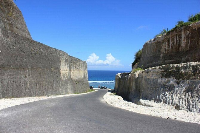 Uluwatu Temple, Beaches and Southern Bali Tour - Jimbaran Bay Offerings