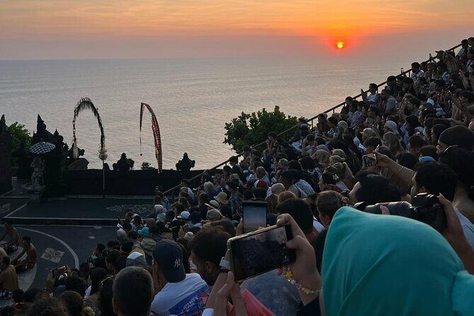 Uluwatu Temple Entrance & Kecak Dance Tickets - Watching the Kecak Fire Dance: Drama Against the Dusk