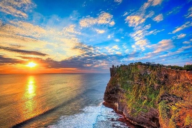 Uluwatu Temple & Kecak Fire Dance Show (Include All Tickets) - Experiencing the Mesmerizing Fire Dance