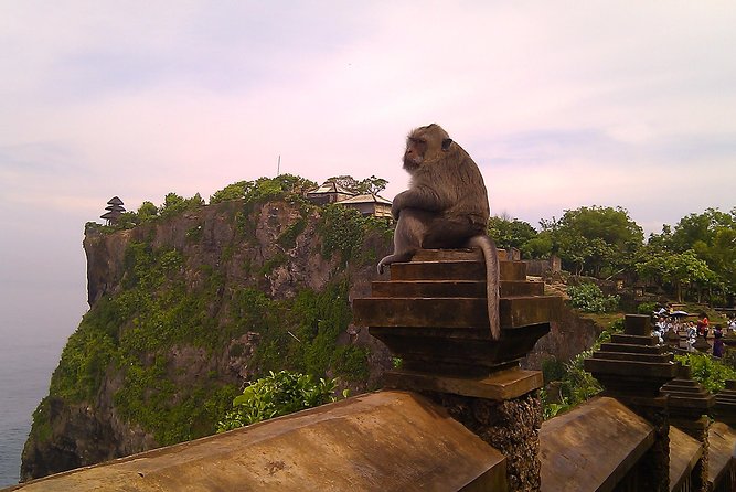 Uluwatu Temple & Kecak Fire Dance Tour - Getting There