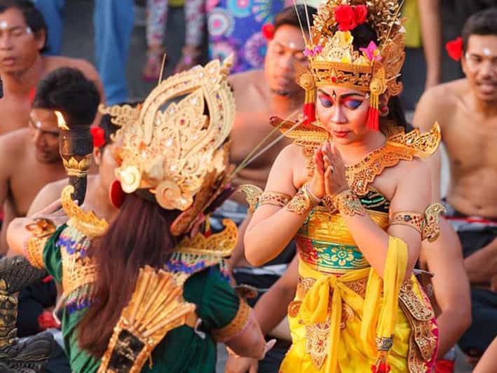 Uluwatu Temple : Sunset and Kecak Fire Dance / Private Tour - Important Notes