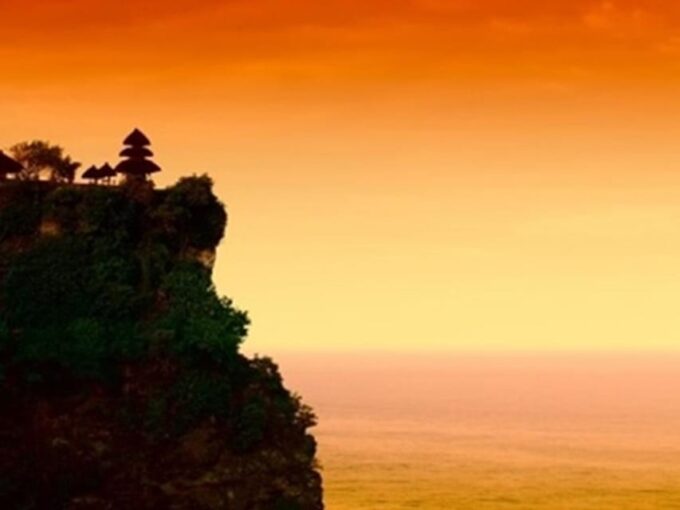 Uluwatu Temple : Sunset and Kecak Fire Dance / Private Tour - Witness Kecak Fire Dance