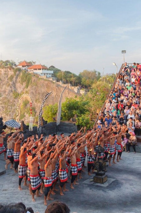 Uluwatu Temple : Sunset and Kecak Fire Dance / Private Tour - Optional Seafood Dinner