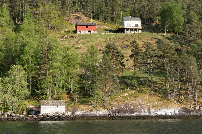 Ulvik RIB Adventure Tour to Hardangerfjord & Osafjord - Tour Capacity