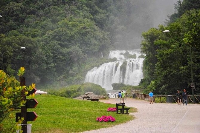 Umbria: Marmore Falls With Lunch & Kayak Ride on the River - Tour Inclusions and Exclusions