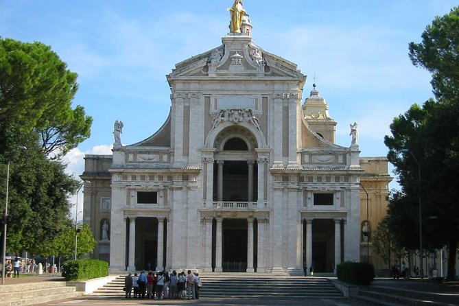 Umbria The Way Of Saint Francis Private Tour - Visiting Basilica of St. Francis