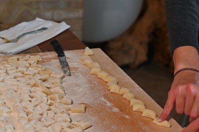 Umbrian Regional and Traditional Cooking Class With Lunch in Assisi - Discover Authentic Italian Cuisine