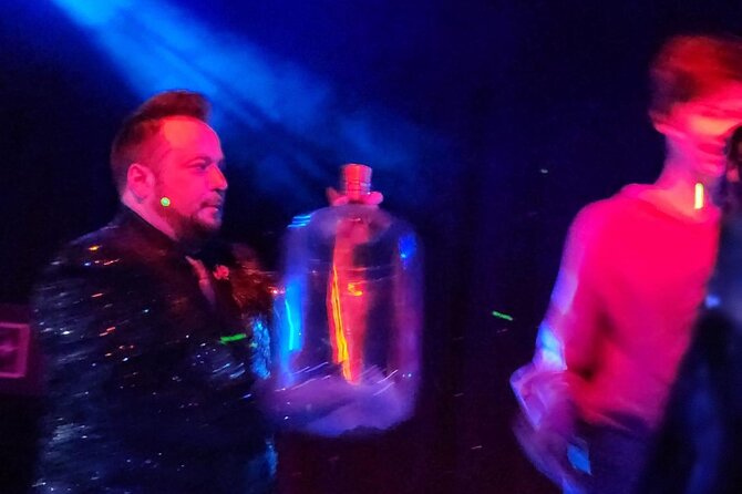 Unbelievable Magic Show - Starring Steven Best - Whats Included