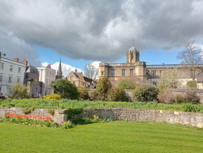 Uncover Magic: Oxford's Literary Landscape In-App Audio Tour - Inklings Gathering Spot