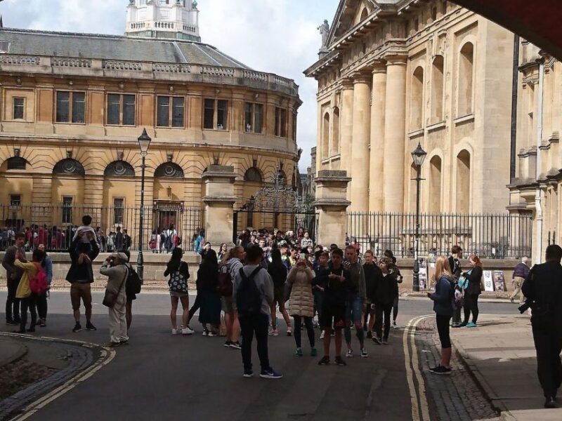 Uncover Oxfords Legacy: In-App Audio Tour - Martyrs Memorials Untold Stories