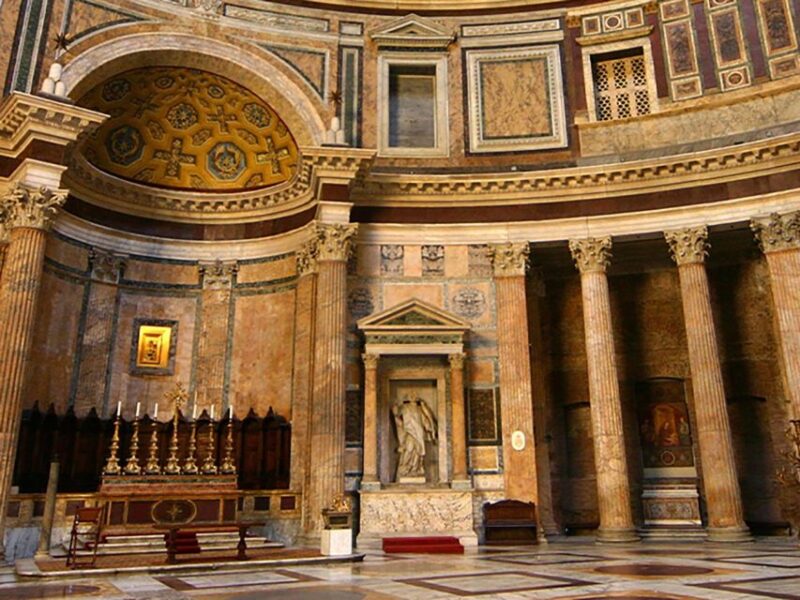 Uncover Roman History: Pantheons Dome, Art, and Raphael - Artistic and Historical Significance