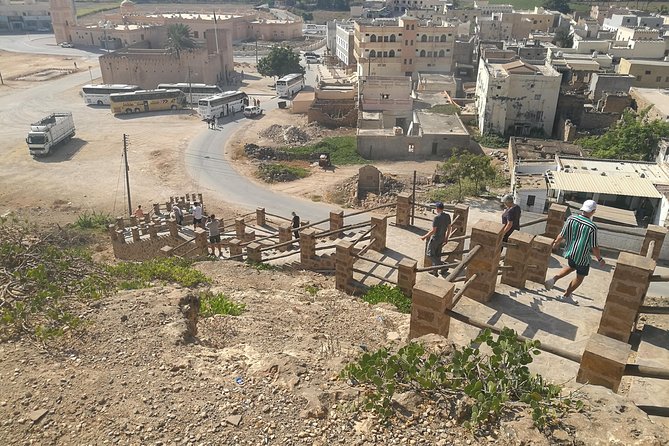 Uncover Wonders of East Salalah-Full Day Guided Tour - Exploring Taqah Castle