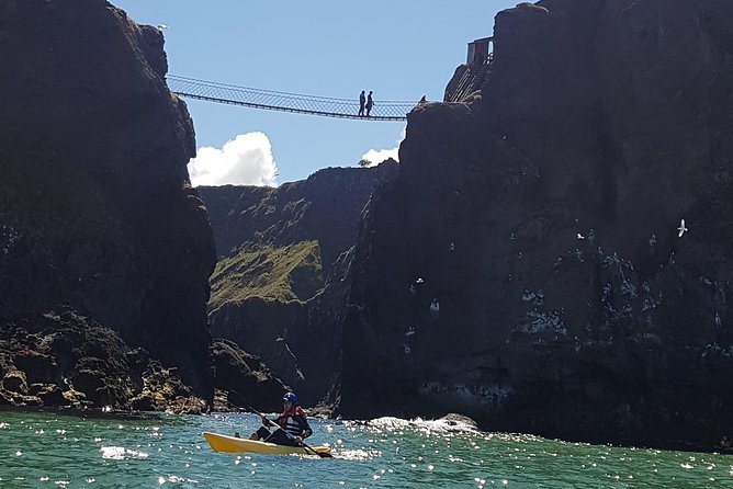 Under the Rope Bridge Tour - Group Size and Duration