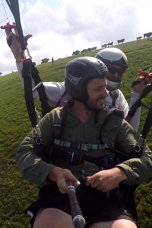 Underberg: Paragliding Tandem Flights. Weather Dependent - Professional Pilots