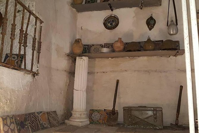 Underground Naples Spanish Quarters - Meeting Point and End Point