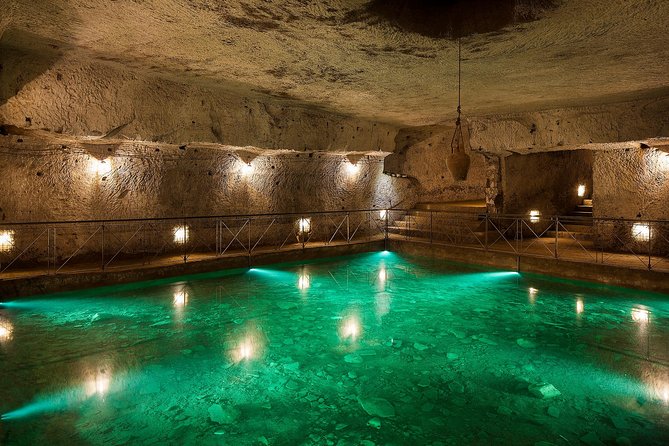 Underground Tour. From the Royal Palace to the Bourbon Gallery - Iconic Neapolitan Sites