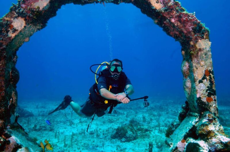 Underwater Museum : Discover Scuba Diving Experience - Included in the Tour