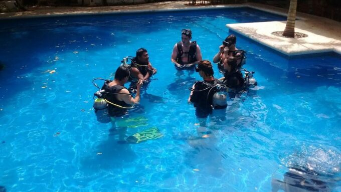 Underwater Museum : Discover Scuba Diving Experience - Roundtrip Transportation Provided