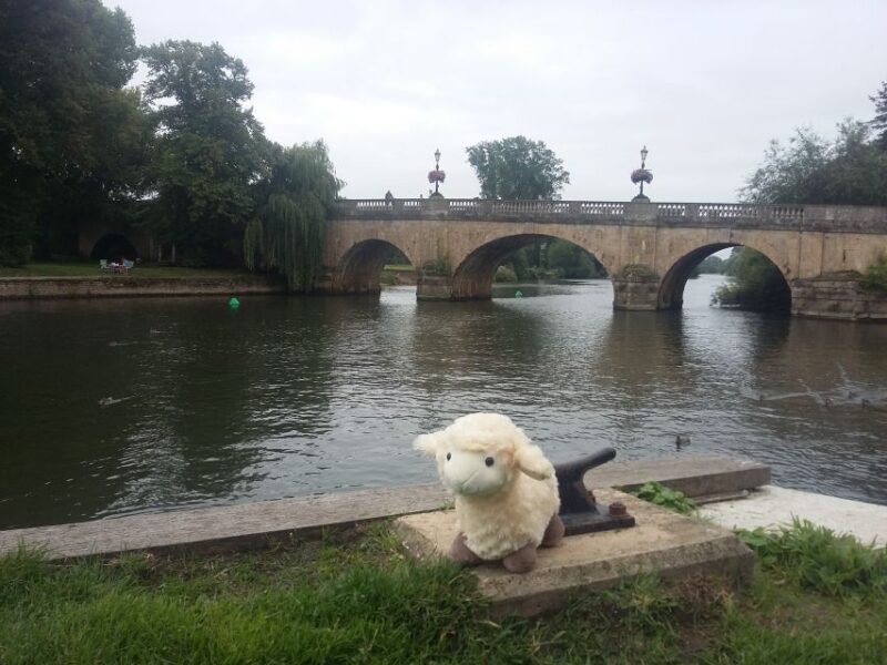 Undiscovered Cotswolds Private Driving Tour - Exclusions and Important Notes