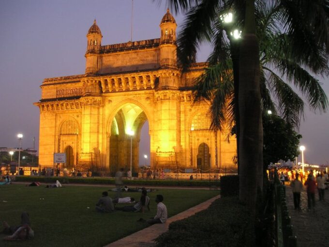 Unforgetable Tour of Mumbai - Customizable Experiences